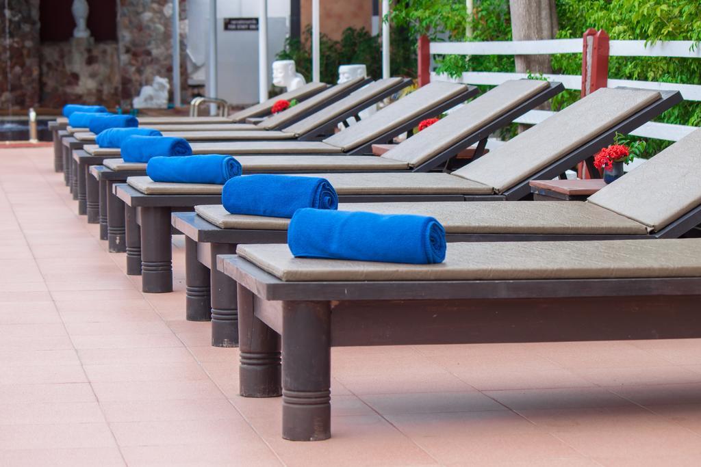 The Privacy Beach Resort & Spa Sam Roi Yot Exterior foto